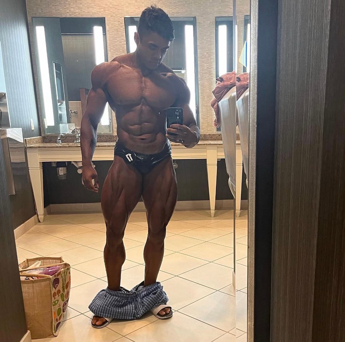 Abe Seth in a stage-prep check-in photo.